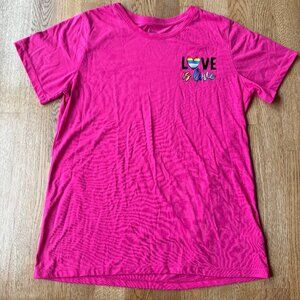 Way to Celebrate Pink Pride Shirt Love is Love Rainbow Heart Size Large